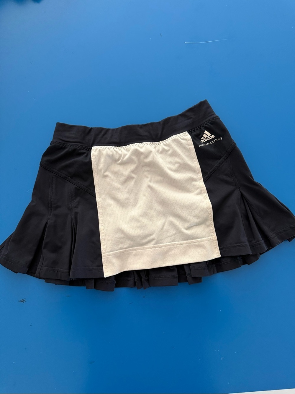 Adidas by Stella McCartney Tennis Skirt. Size 32=0-2. Great Condition.